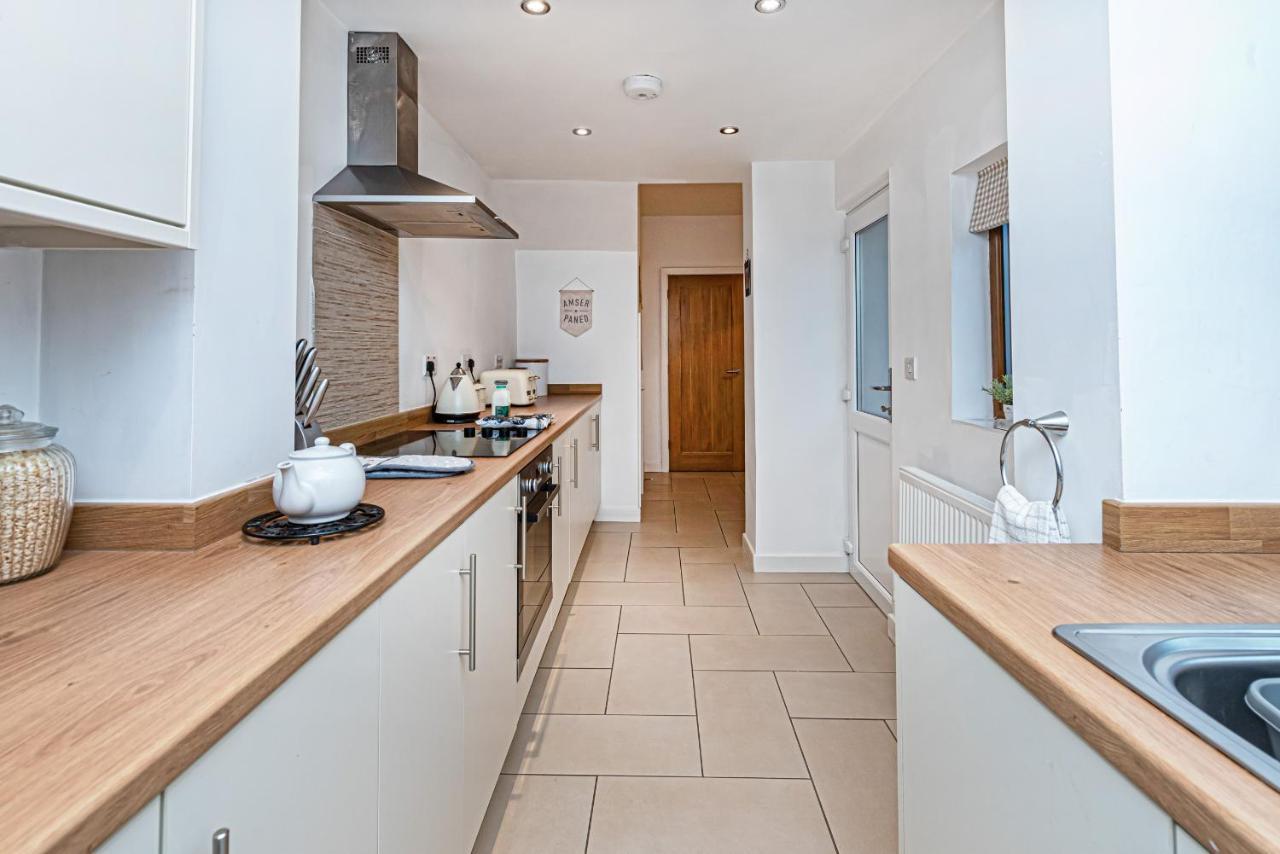 Taitwt1 Villa Caernarfon Bagian luar foto